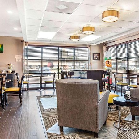 Quality Inn Airport I-240 Мемфис Екстериор снимка