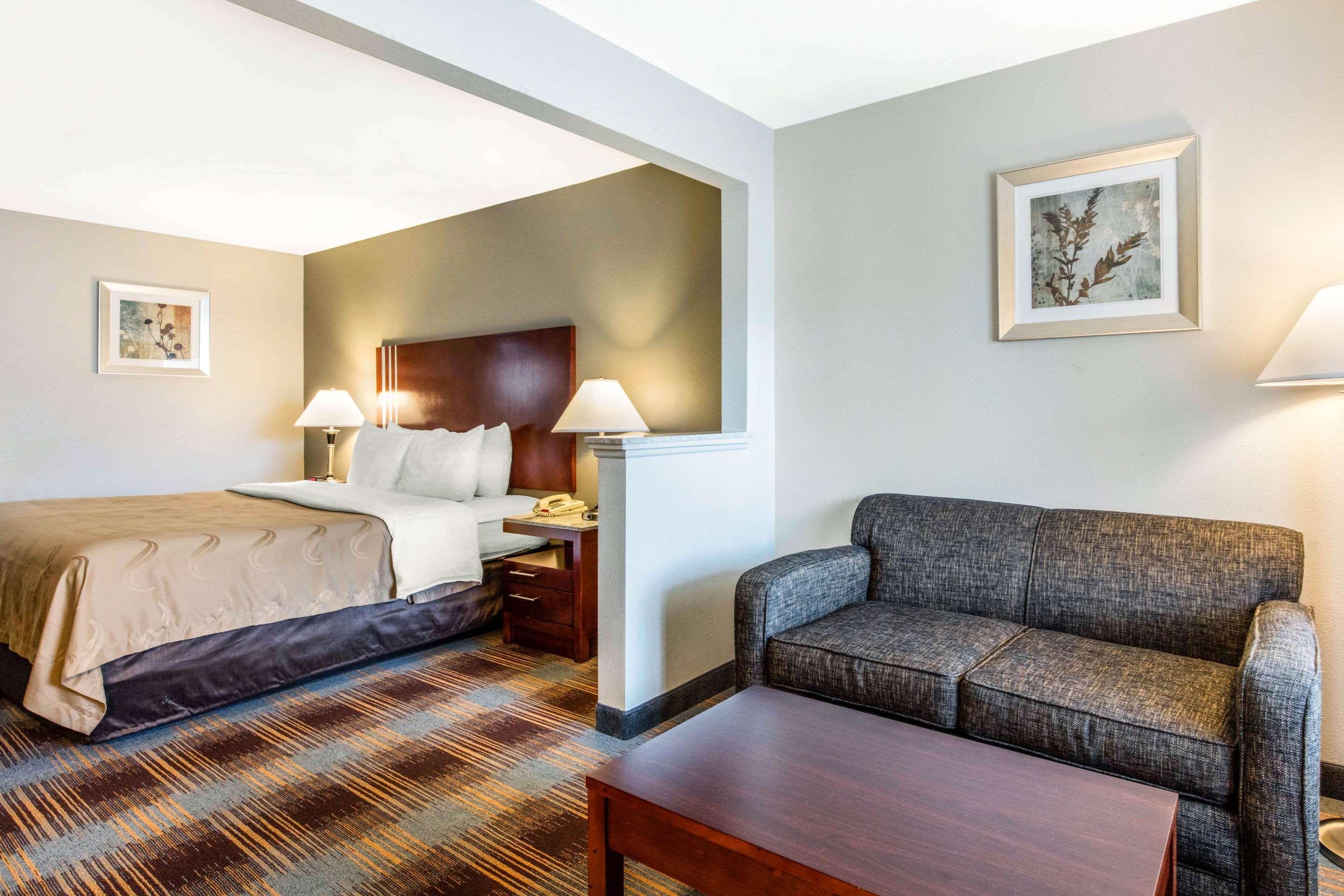 Quality Inn Airport I-240 Мемфис Екстериор снимка