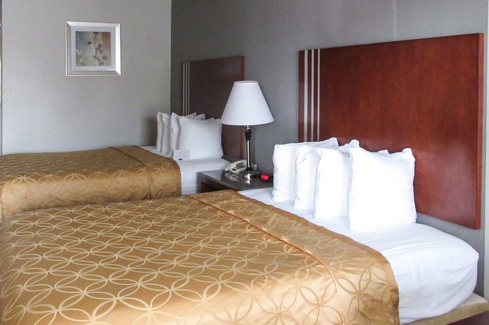Quality Inn Airport I-240 Мемфис Екстериор снимка