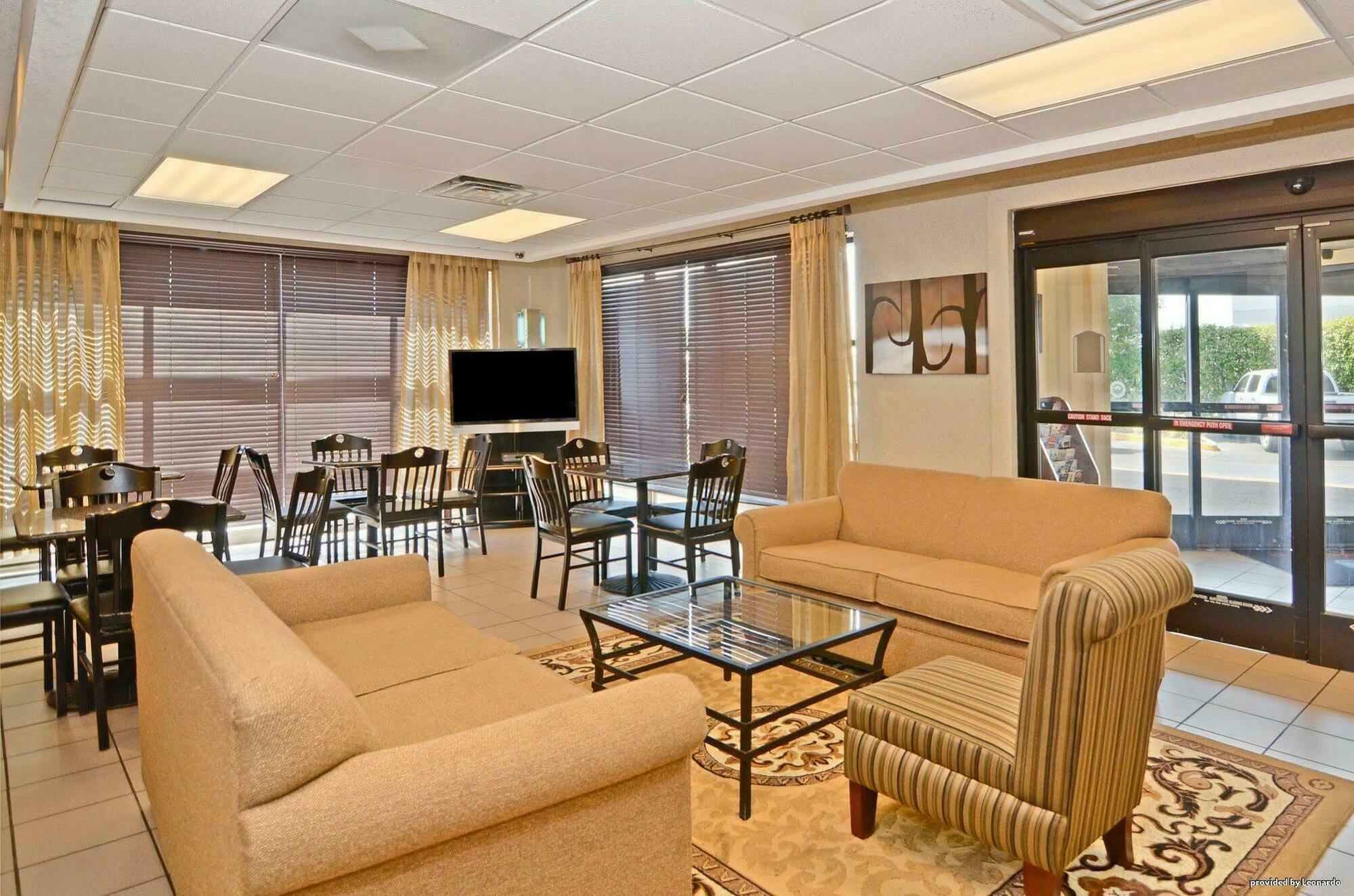Quality Inn Airport I-240 Мемфис Екстериор снимка