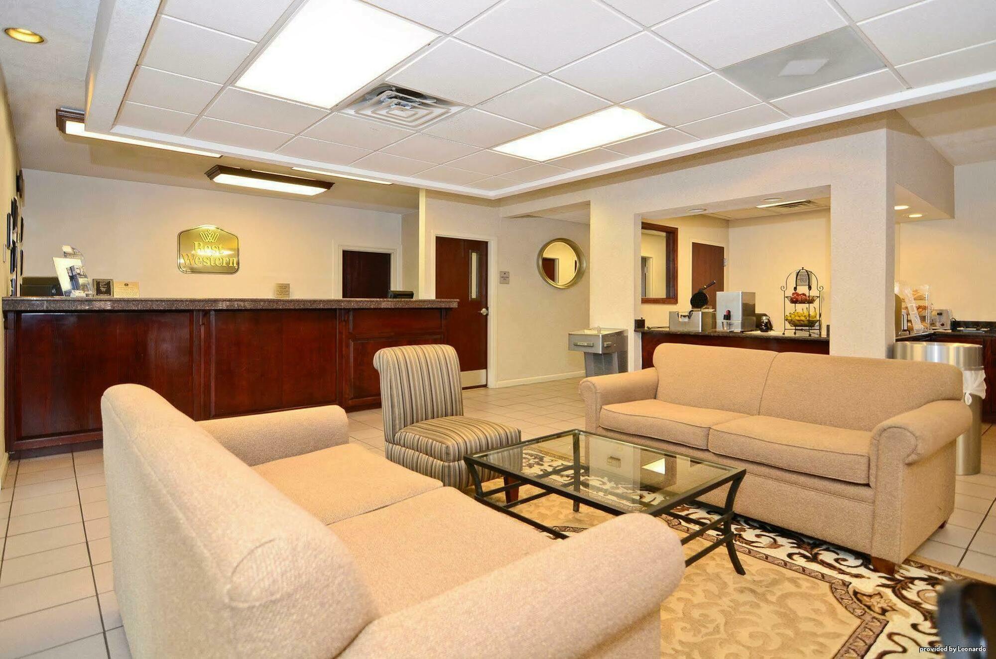 Quality Inn Airport I-240 Мемфис Екстериор снимка