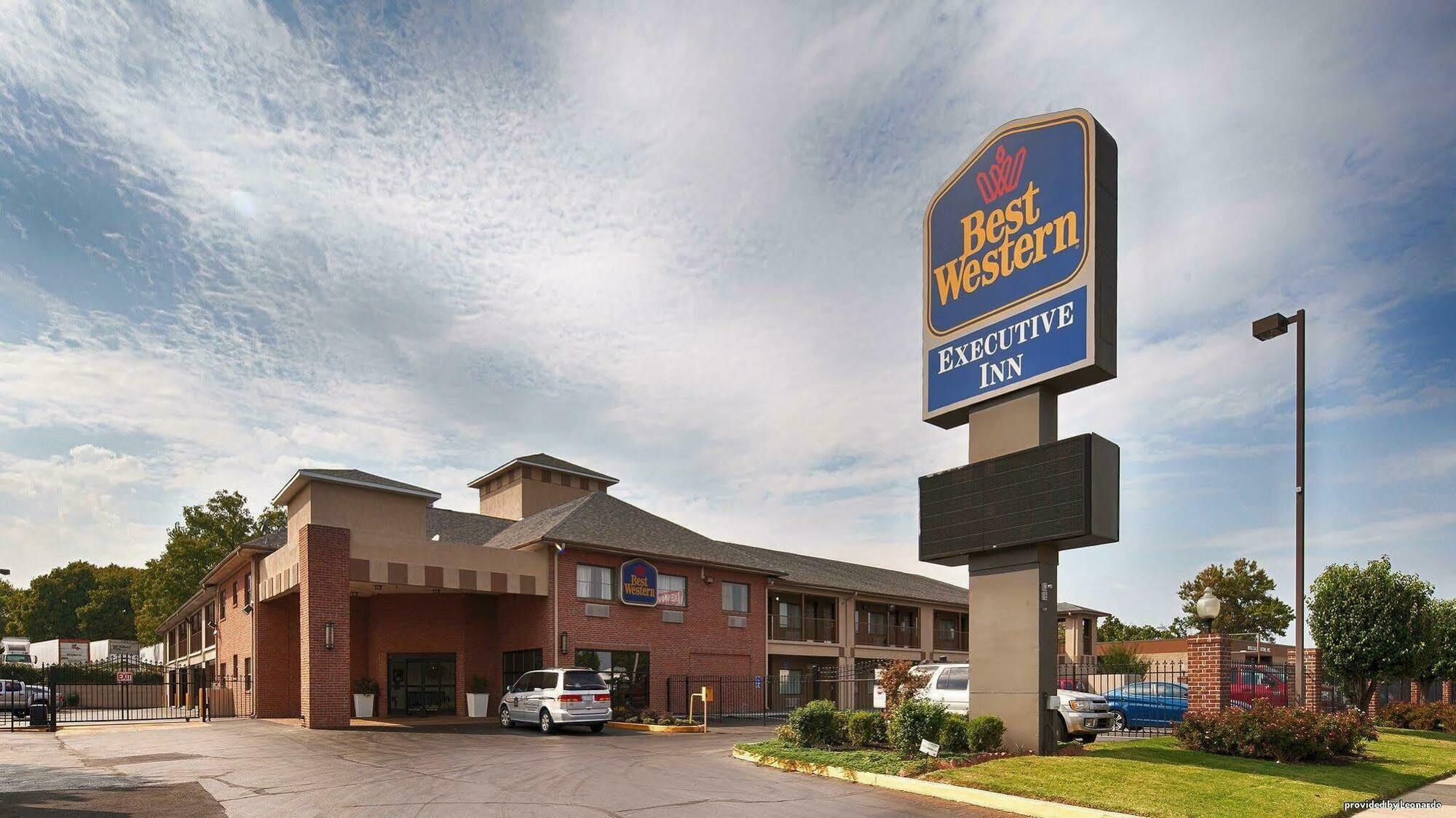 Quality Inn Airport I-240 Мемфис Екстериор снимка