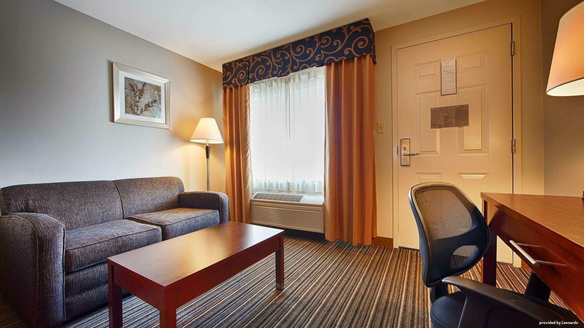 Quality Inn Airport I-240 Мемфис Екстериор снимка